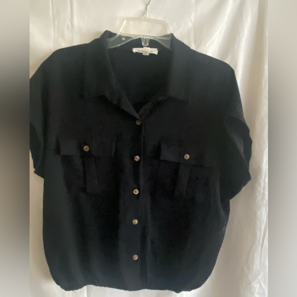 Black Button-Up Short Sleeve Shirt SIZE XL